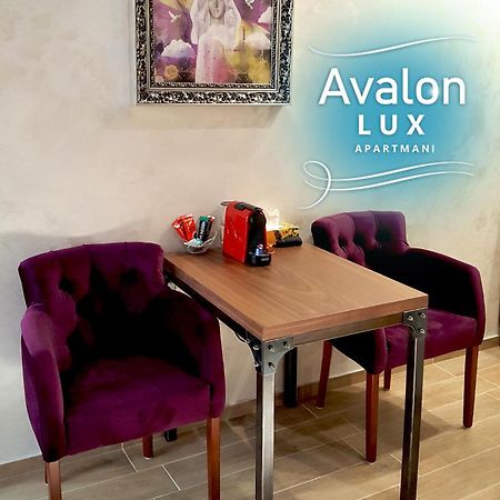 Avalon Lux Studio Apartment 노비사드 외부 사진