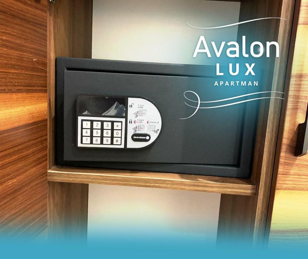 Avalon Lux Studio Apartment 노비사드 외부 사진